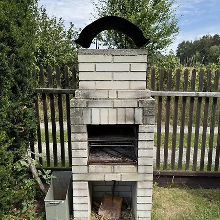 Cozy Family Retreat In A Quiet Village Kresin (Pelhrimov)